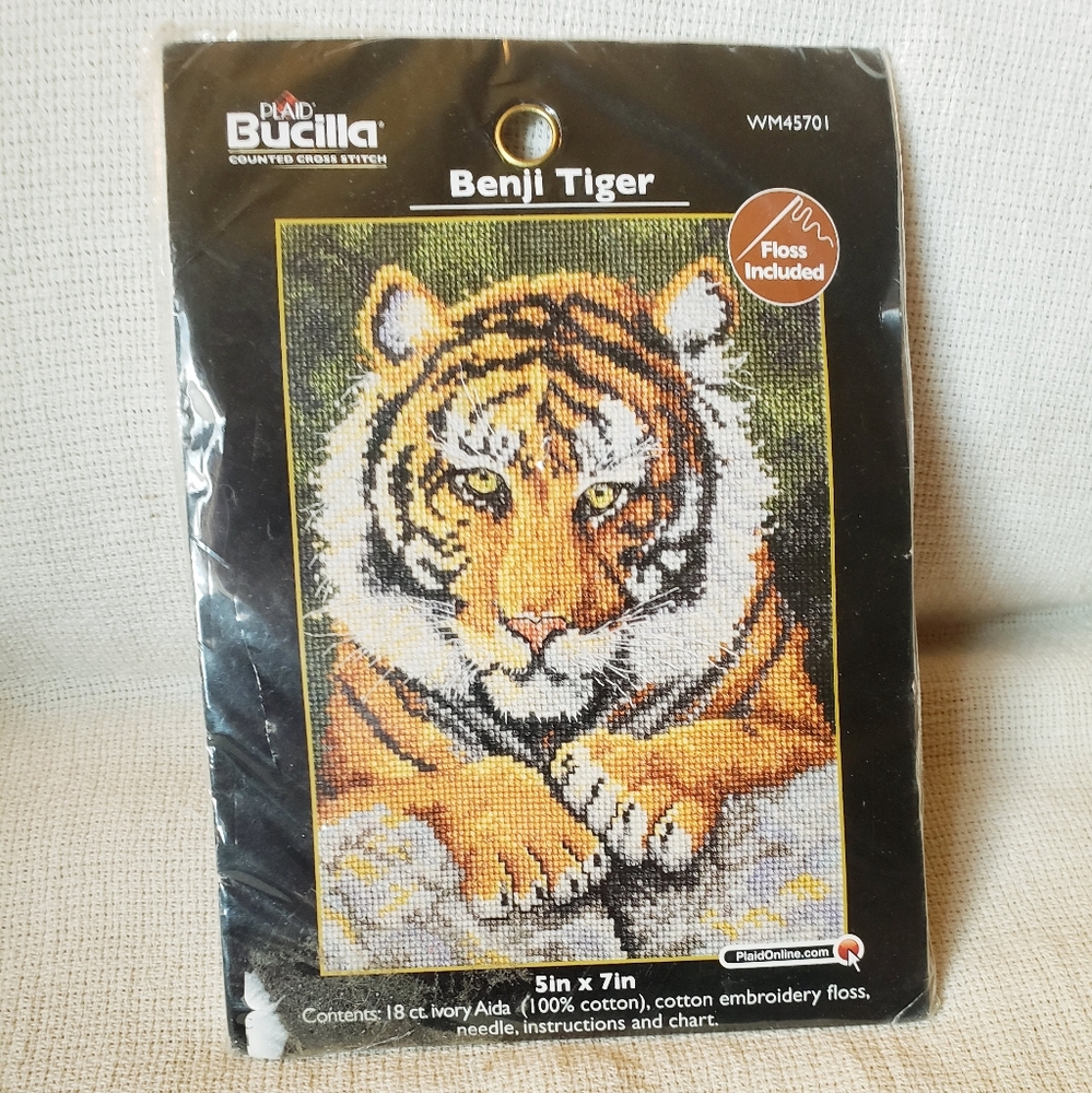 NIP Bucilla cross stitch Benji Tiger kit